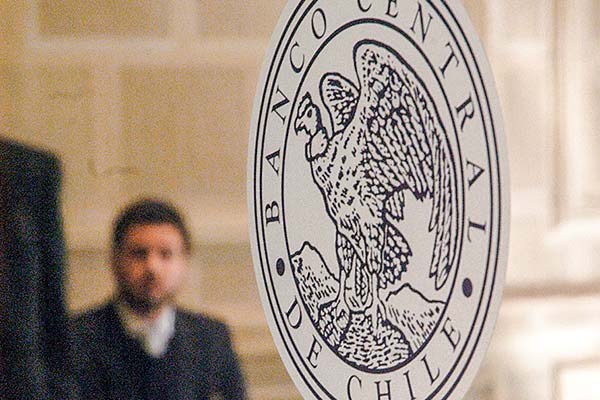 Expectativas inflacionarias de las empresas se mantienen, a pesar de la revisión al alza del último IPoM