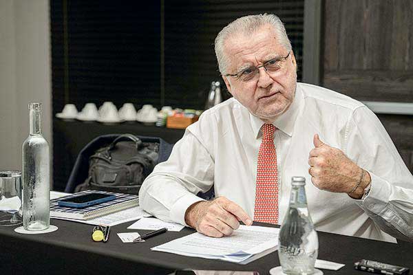 Máximo Pacheco compromete que Codelco tendrá utilidad "significativamente superior" en 2024