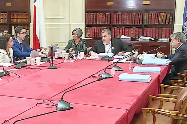 Proyecto antievasión en fase de definiciones: idea de legislar se votaría el próximo jueves