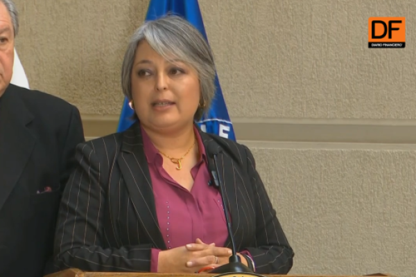 <p>Ahora en DF | Ministra Jara advierte retrocesos en la mesa técnica de pensiones y pide que reforma se vote el lunes</p>