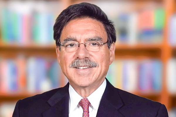 <p>Cristián Baeza, director ejecutivo de CHD (Washington) y miembro de la mesa asesora para la Reforma a la Salud</p>