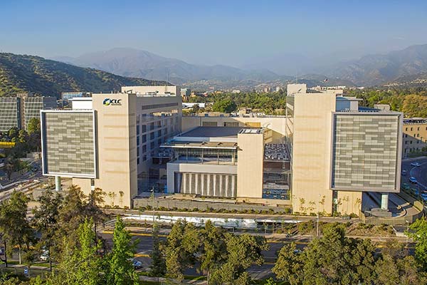 <p>La oposición contra el aumento de capital de Clínica Las Condes que manifestaron los minoritarios en junta de accionistas</p>