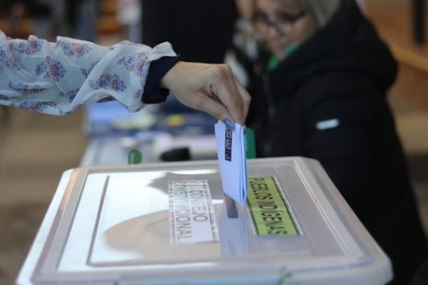CPC sale a respaldar opción de veto a cambios a voto obligatorio sin multa