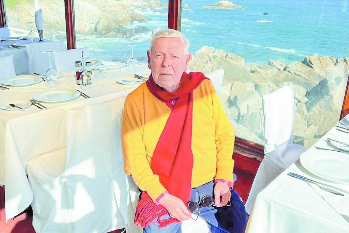 <p>Dueño del restaurant Stella Maris y efecto socavones: “La crisis aún perdura. Somos muchos los perjudicados”</p>