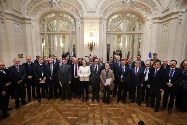 <p>Canciller de Argentina recibió a delegación de empresarios chilenos que analizan nuevas inversiones</p>