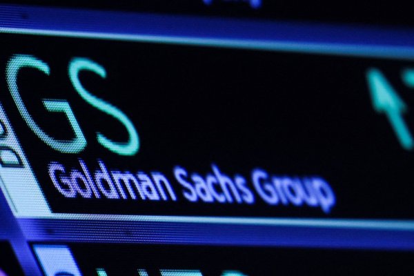 <p>Las ganancias de Goldman Sachs se duplican con creces hasta los US$ 3.000 millones</p>