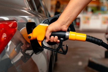 Argentina dejó de tener el litro de gasolina más barato de la región