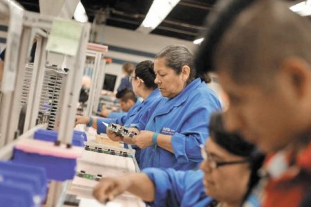Jornada clave en Colombia: desde este lunes inicia la reducción de la jornada laboral