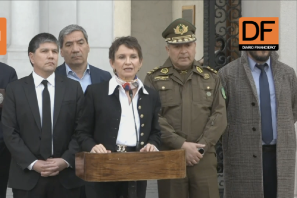 <p>Ahora en DF | Gobierno anuncia refuerzo a control migratorio y descarta Estado de Sitio en la RM ante ola de violencia</p>