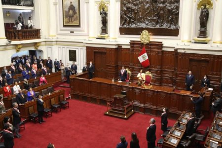 Congreso de Perú da luz verde a nuevo marco concursal para clubes de fútbol