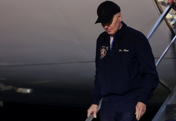 Biden está cerca de abandonar la carrera presidencial, según principales donantes y agentes demócratas
