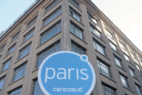 <p>Pidió un celular y le llegó un alicate: Sernac oficia a tienda Paris por error en envío de producto</p>