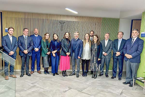 Tomás Menchaca, nuevo director del Programa de Libre Competencia UC