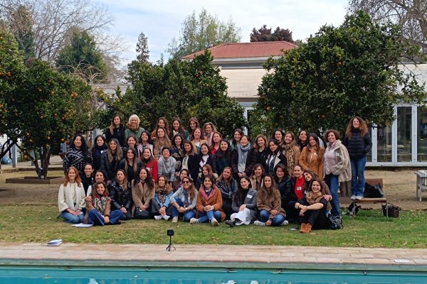 Emprendedoras e inversionistas se reúnen en bootcamp en Colchagua para fomentar conexiones