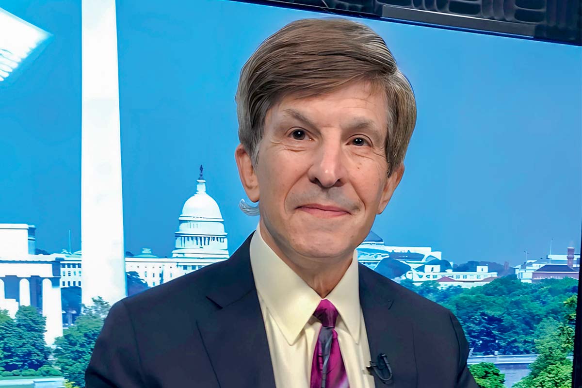 <p>Allan Lichtman, predictor electoral: “Los demócratas tienen una posibilidad bastante decente de ganar”</p>