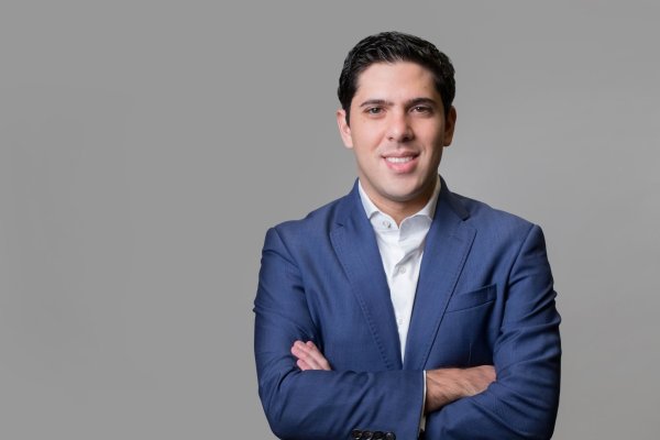 <p>Roger Larach, CEO y fundador de R2.</p>