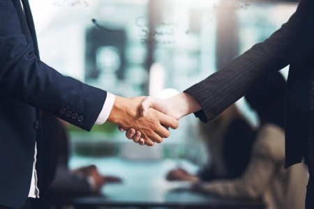El mercado de adquisiciones y fusiones de empresas argentinas movió US$ 1.000 millones en el primer semestre de 2024