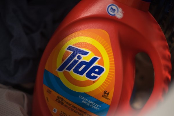 P&G reporta resultados bajo las expectativas a medida que consumidores se vuelven más sensibles a alzas de precios