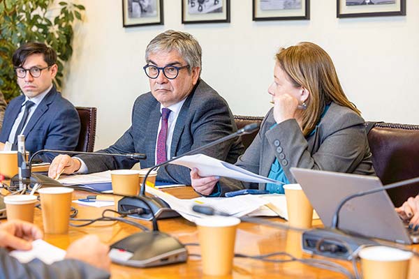 Comisión de Seguridad Pública del Senado aprueba proyecto de Inteligencia Económica