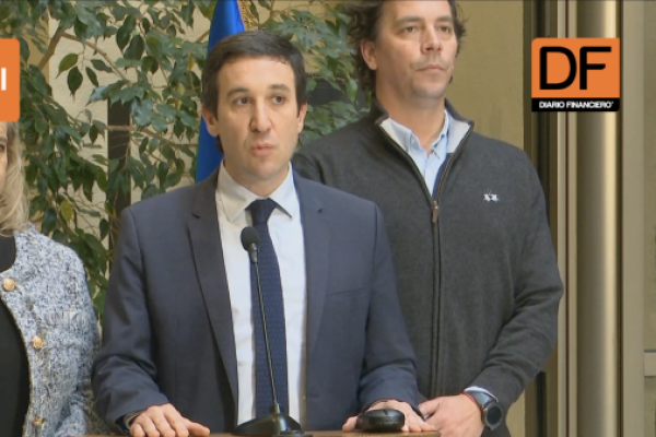 <p>Ahora en DF | UDI acusa a Boric de “aislarlos” del debate público tras mensaje en X: “Nos trata como parias”</p>