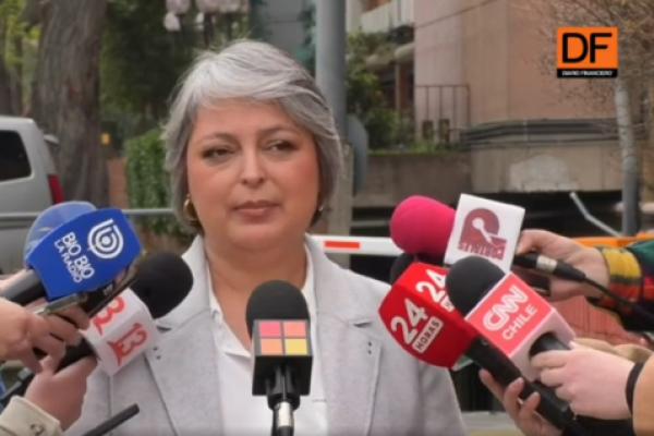 <p>Ahora en DF | Ministra Jara por reforma de pensiones: "Tenemos un optimismo moderado respecto a la materia"</p>