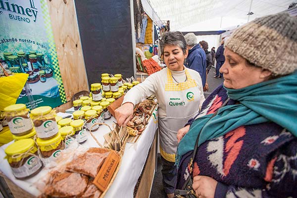 La informalidad laboral sigue aumentando en el país y supera el 28% a junio