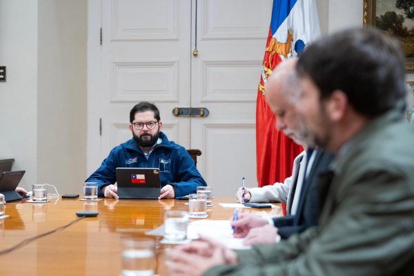 <p>Foto: @GabrielBoric</p>