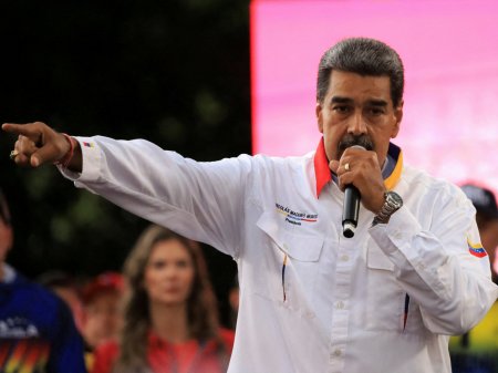 Maduro dice que "romperá relaciones" con WhatsApp y fiscalía inicia investigación contra líderes de la oposición
