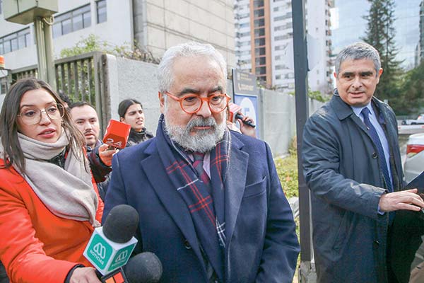 Caso Audios: Hermosilla declara ante la Fiscalía como imputado por posible cohecho y lavado de dinero