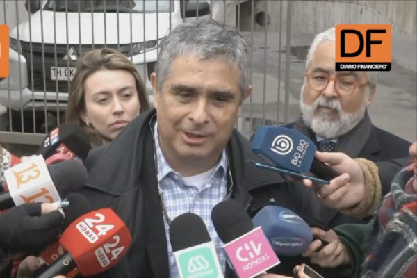 <p>Ahora en DF | Caso Audios: Hermosilla culmina declaración ante la Fiscalía y defensa desestima eventual prisión preventiva</p>