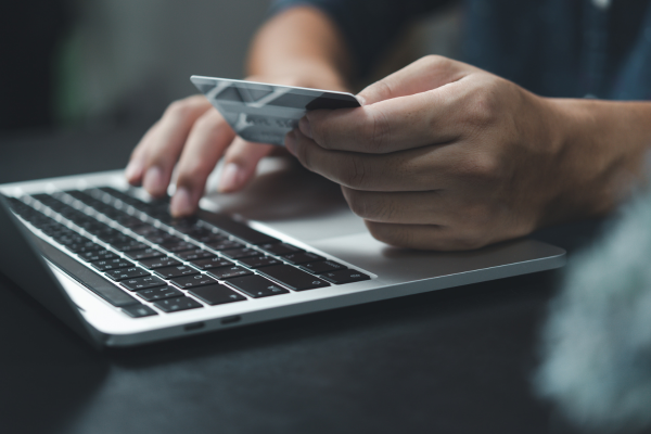 <p>Ventas online del retail cierran el primer semestre con un nulo crecimiento</p>