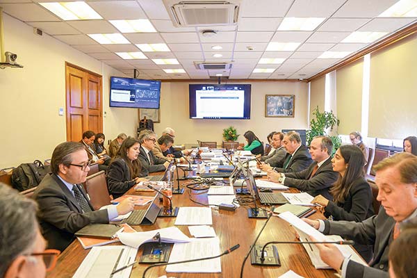 <p>Marcel anticipó una ejecución cercana al 100% de la inversión pública en infraestructura</p>