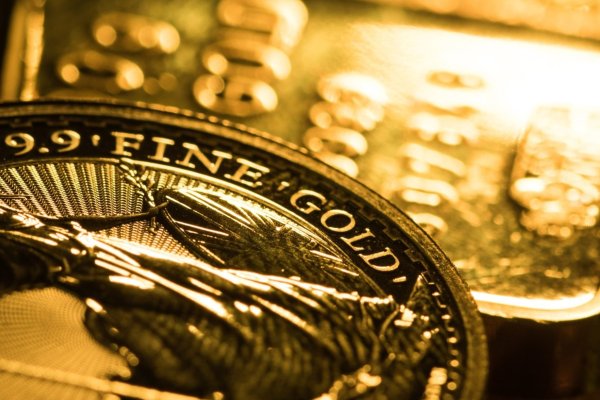 <p>Oro gana terreno por temores geopolíticos y a la espera de cifras de inflación en EEUU</p>