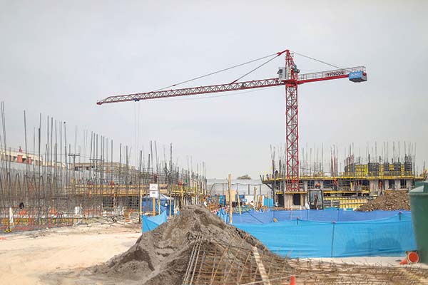 Industria inmobiliaria se estaría recuperando en Chile, según Colliers, tras baja de tasas de descuento en el sector