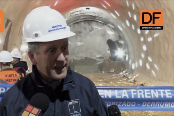 <p>Ahora en DF | Avanzan las obras de la futura Línea 7 de Metro con la conexión de dos túneles en Las Condes</p>