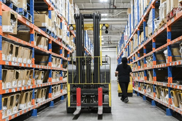<p>Los precios al productor en EEUU suben en julio menos de lo previsto, arrastrados por los servicios</p>