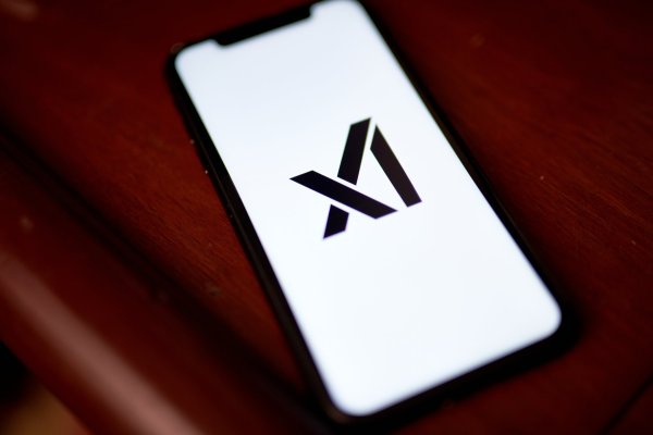 xAI, la startup de Elon Musk, lanza Grok-2 en su carrera por alcanzar a ChatGPT