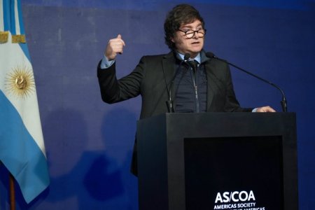 Milei anuncia rediseño en presupuesto 2025 y llama a la inversión: "Argentina deja de tomar nueva deuda"