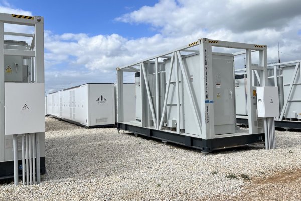 Atlas Renewable Energy cierra financiamiento por US$ 289 millones para proyecto de almacenamiento