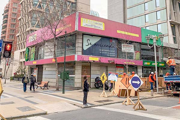 <p>Cadena hotelera compra emblemática propiedad en Av. Apoquindo</p>