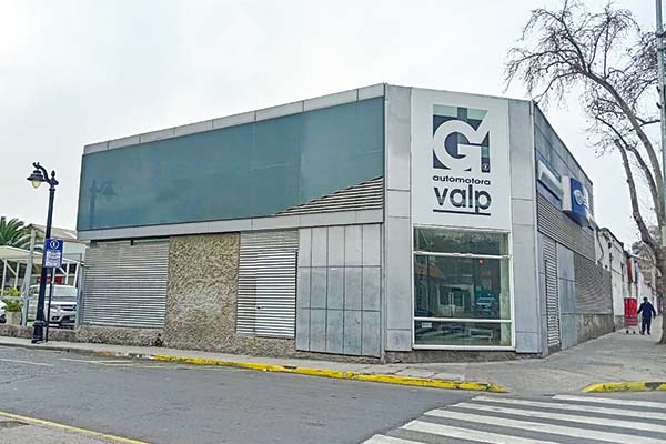 Tradicional automotora chilena fundada en 1979 se va a quiebra