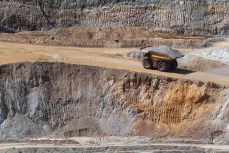 Las notas al debe de Perú: sacar adelante un proyecto minero tarda hasta cuatro años, lo que paraliza inversiones