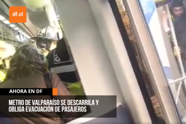 <p>Ahora en DF | Metro de Valparaíso se descarrila y obliga evacuación de pasajeros: no se registran lesionados y servicio opera parcialmente</p>
