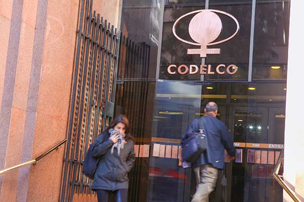 Sube valoración de acuerdo SQM-Codelco: pasó de 50% en enero a 63% en julio