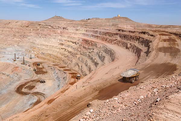 Minería y la generación eléctrica lideraron la actividad y la construcción volvió a repuntar tras un año en rojo
