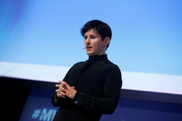 Francia detiene al multimillonario fundador de Telegram Pavel Durov: esto es lo que le espera