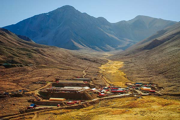 <p>Pese a traspié en Pascua Lama, Barrick no abandona Chile y se enfoca en cobre</p>