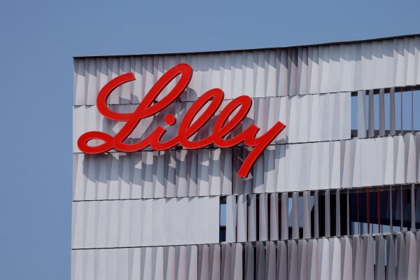 Eli Lilly lanza viales de Zepbound a mitad de precio para satisfacer la enorme demanda por medicamentos para bajar de peso