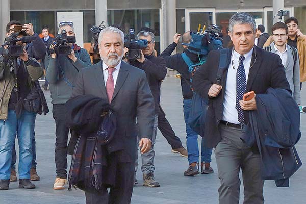 <p>Caso Audios: tribunal resuelve trasladar a Luis Hermosilla desde Santiago 1 a Capitán Yáber</p>