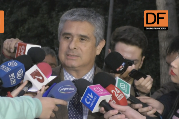 <p>Ahora en DF | Defensa de Luis Hermosilla arremete contra el Gobierno: “Esto ya parece una funa”</p>